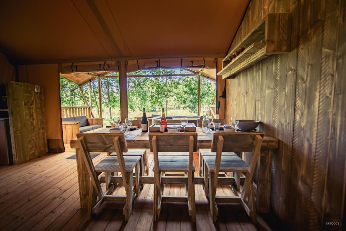 Tente Lodge Jacuzzi Privatif En Pleine Nature Thiel-sur-Acolin Екстер'єр фото